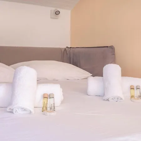 La Panoramique Du Port - Welkeys *